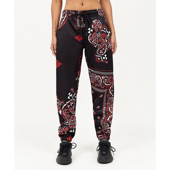 Reason Joggers Women’s Large Black Red White Bandana Paisley Print Sweatpants - Picture 3 of 9